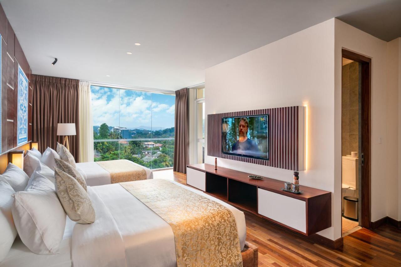 Grand Serendib Hotel Kandy Exterior photo Deluxe Room